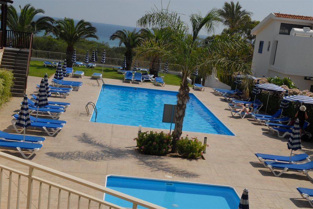 Iris Beach Hotel Protaras Extérieur photo
