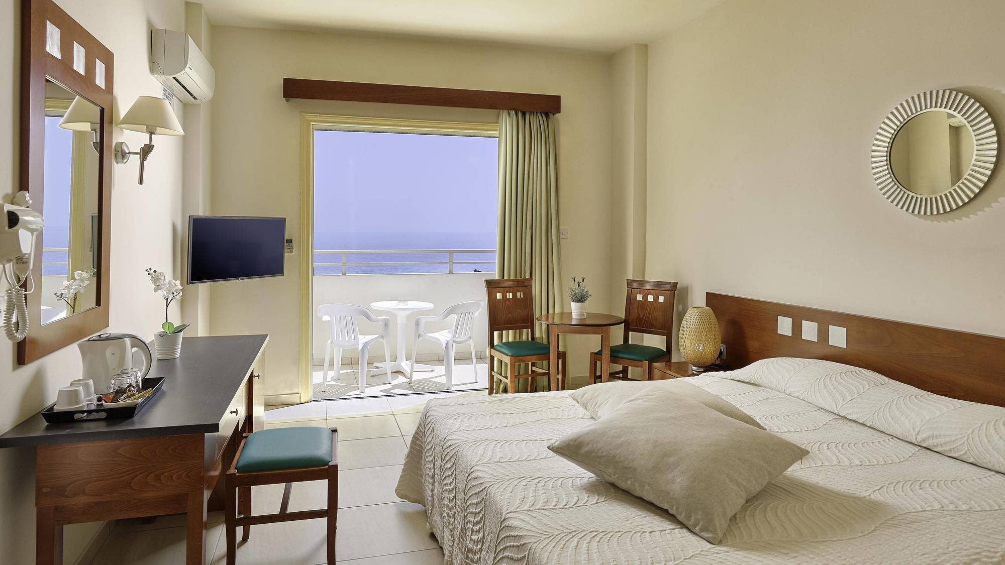 Iris Beach Hotel Protaras Extérieur photo